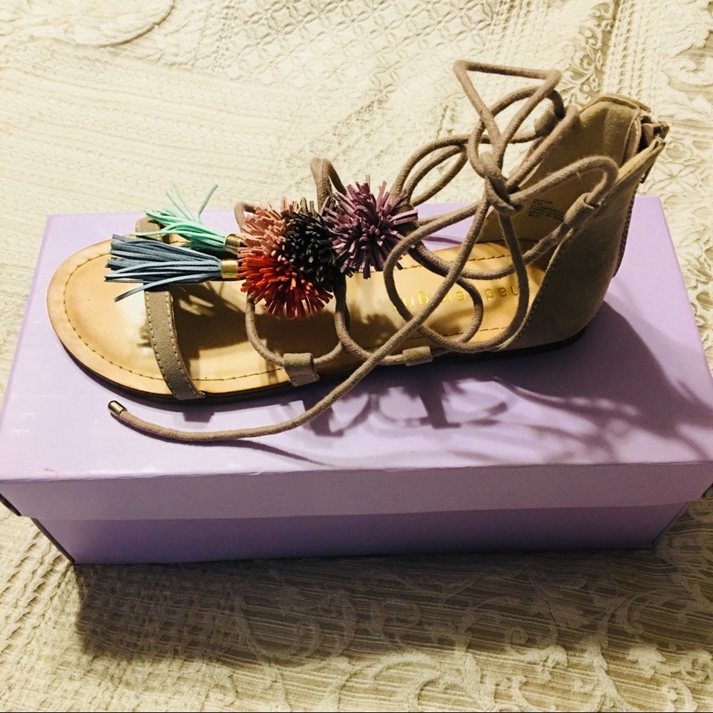 COPY - Madden Girl SOFUN Sandles Size 7